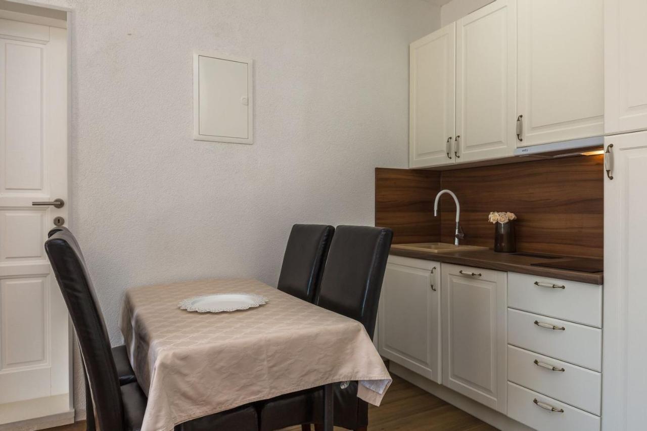 Apartmani Arapovic Baska Voda Exterior photo